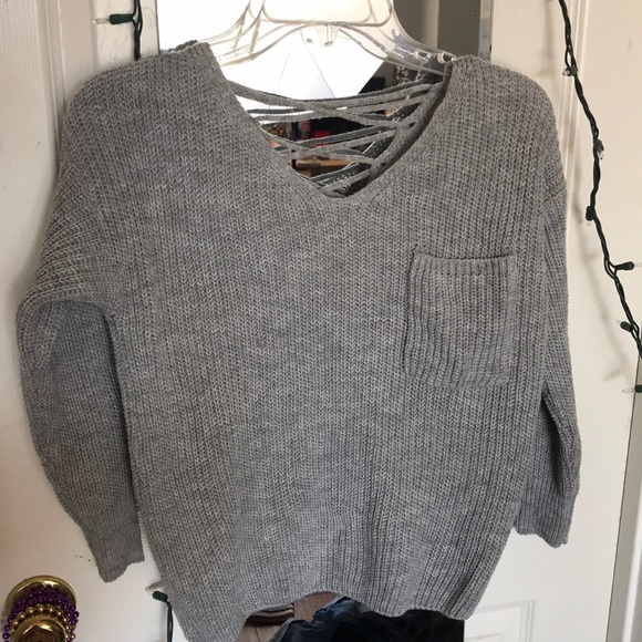 light gray sweater - Picture 1 of 2